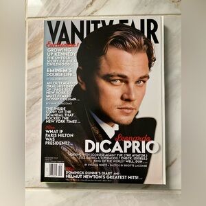 Vanity Fair Dec 2004 Leonardo DiCaprio